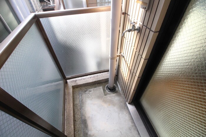 物件内観写真17　(洗濯機置場)