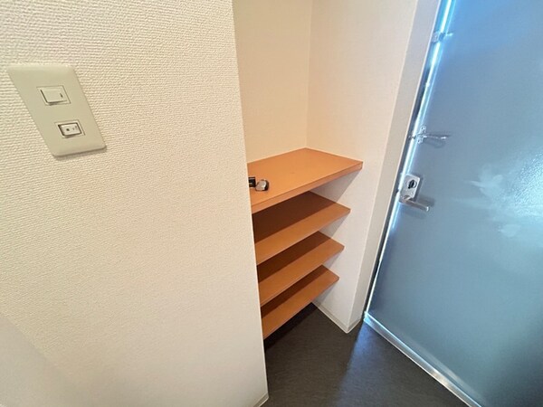 靴箱