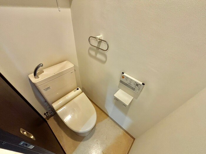 物件内観写真17　(トイレ)