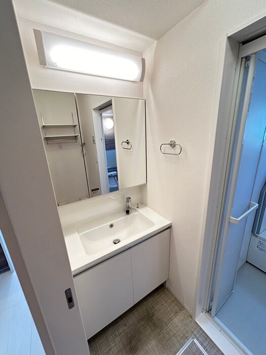 物件内観写真14　(洗面)