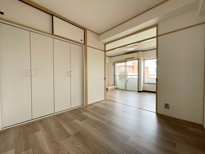 物件内観写真9　(居室)