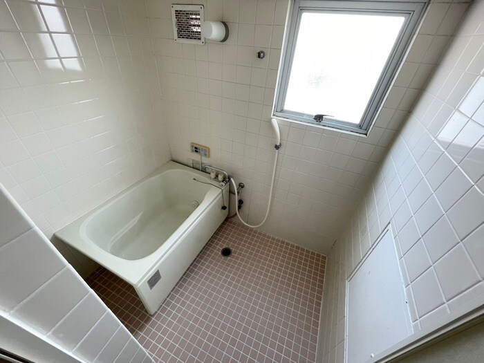 物件内観写真12　(バス／シャワールーム等)