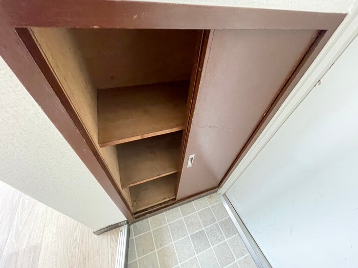 物件内観写真18　(靴箱)