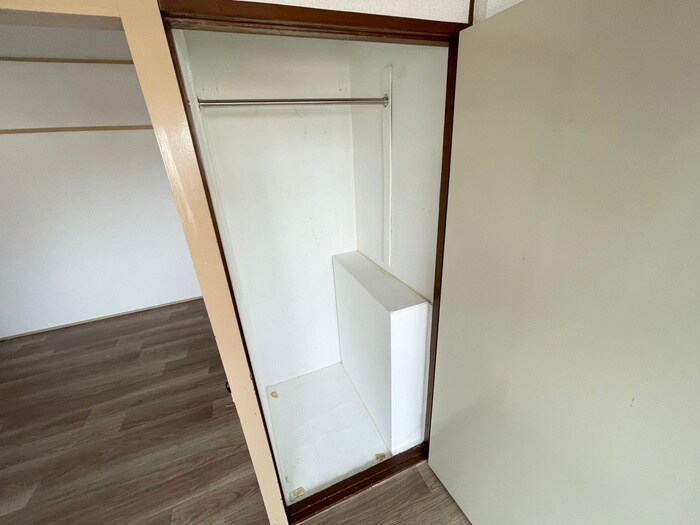 物件内観写真21　(収納)