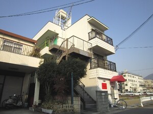 プチクレス１１外観写真