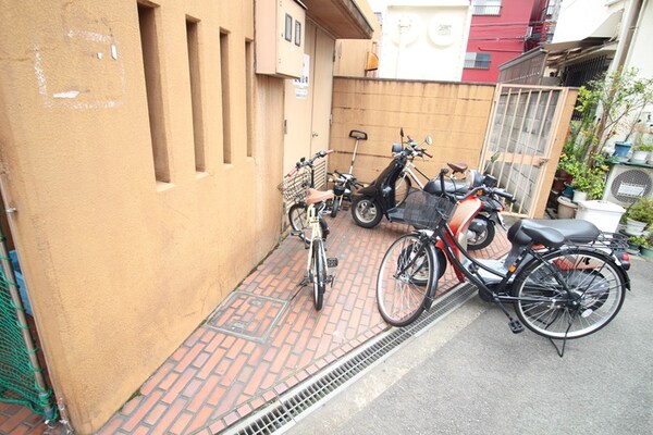 駐輪場