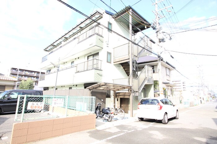 物件外観写真4　(外観写真)