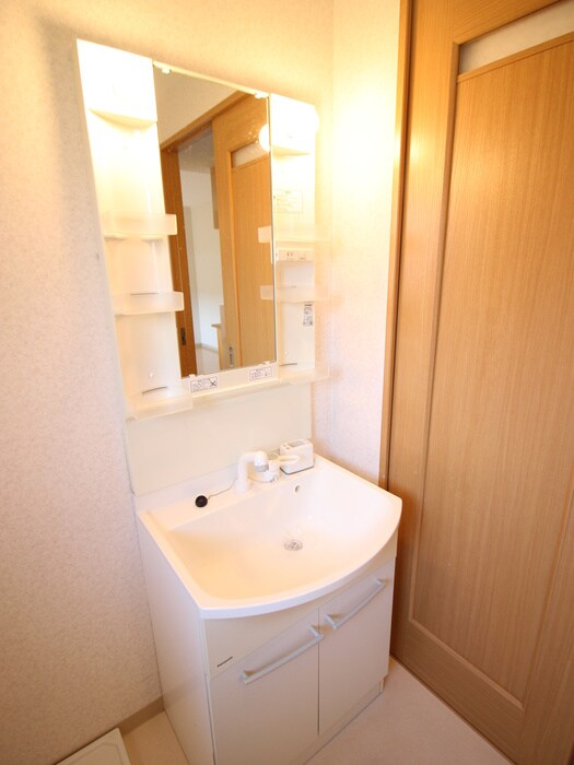 物件内観写真10　(洗面)