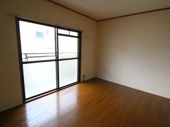 物件内観写真13　(居室)