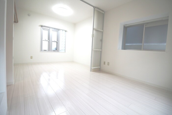 物件内観写真10　(居室)