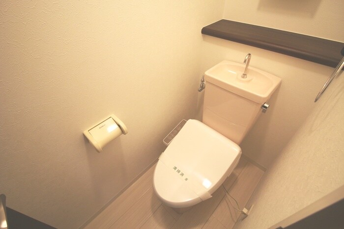 物件内観写真15　(トイレ)