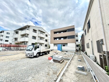 Ｐａｒｋ　Ｆｒｏｎｔ　じろよん外観写真