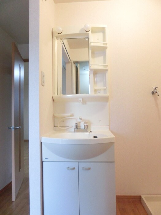 物件内観写真12　(洗面)