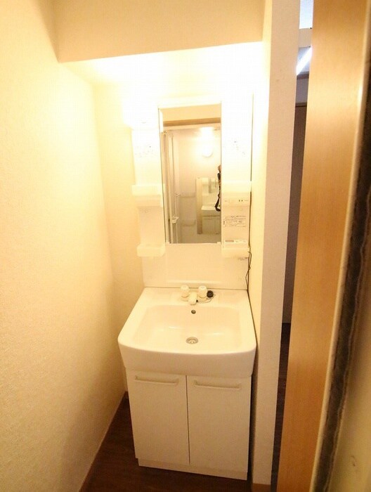 物件内観写真9　(洗面)