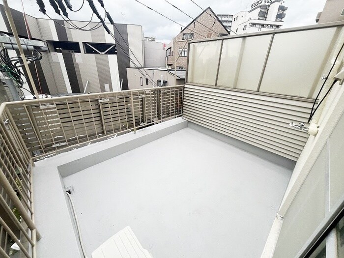 物件内観写真11　(洗濯機置場)