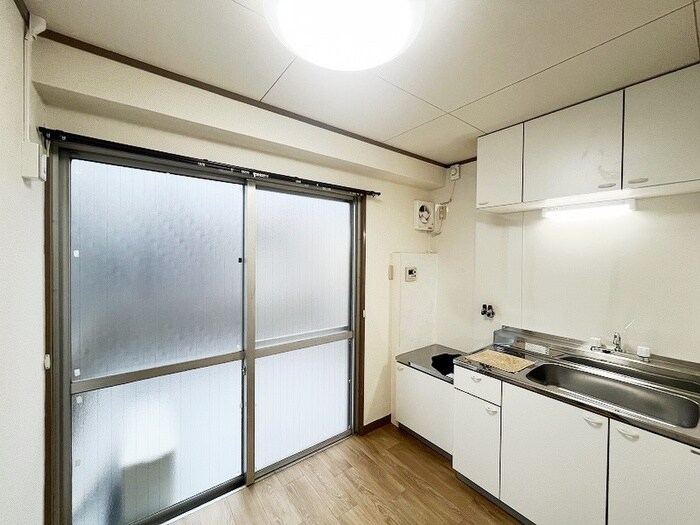 物件内観写真14　(居室)