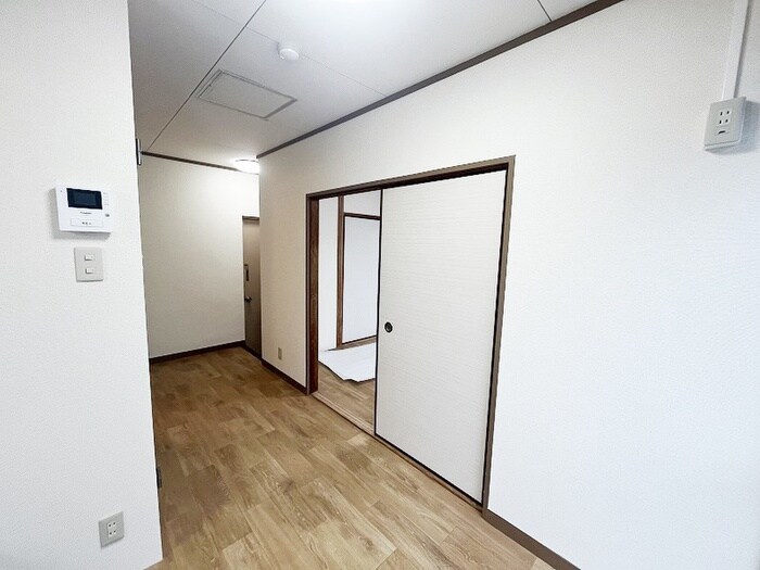 物件内観写真15　(居室)