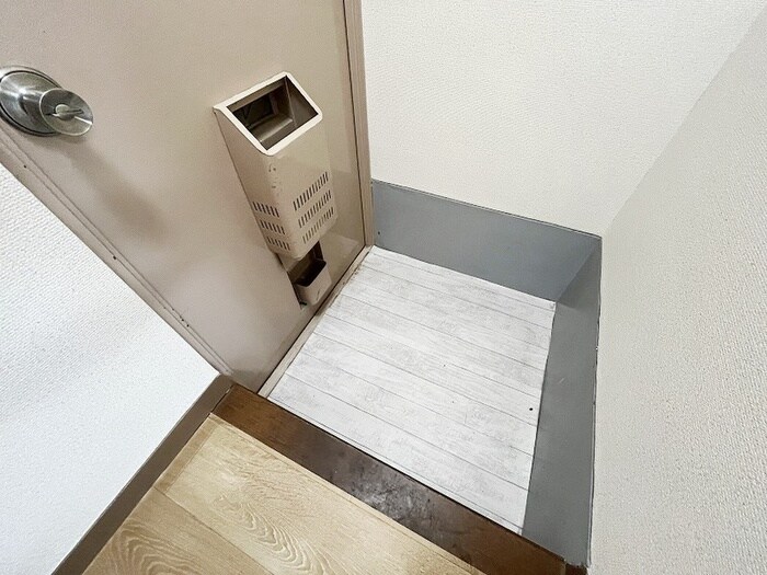 物件内観写真19　(玄関)