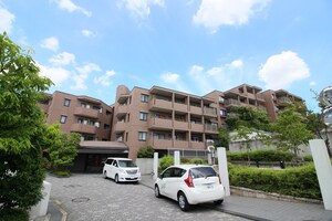 ｸﾞﾗﾝﾄﾞﾒｿﾞﾝ千里山西(714)外観写真