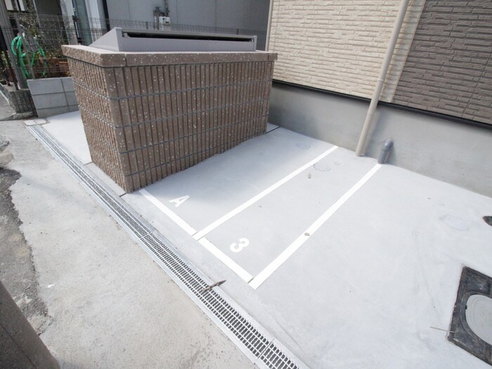 物件外観写真5　(外観写真)