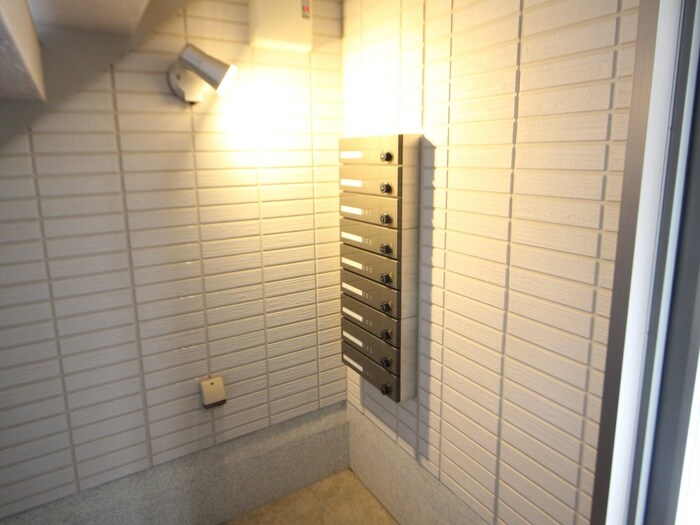 物件外観写真4　(建物設備)