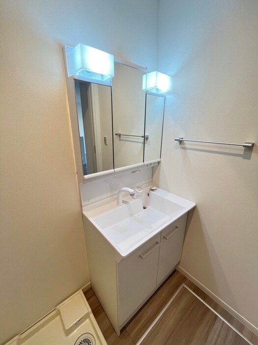 物件内観写真11　(洗面)