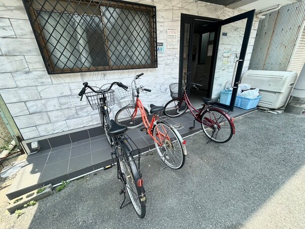 駐輪場