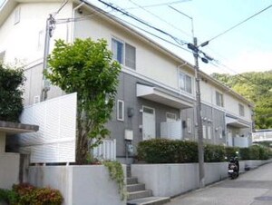 山芦屋町テラスハウス外観写真