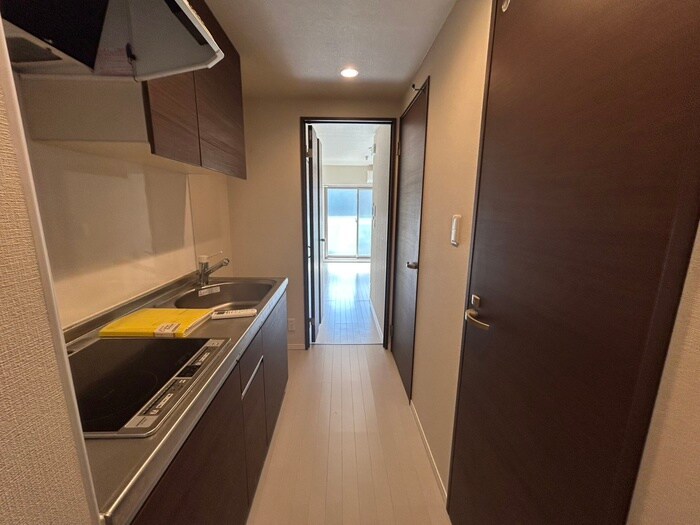 物件内観写真14　(廊下)