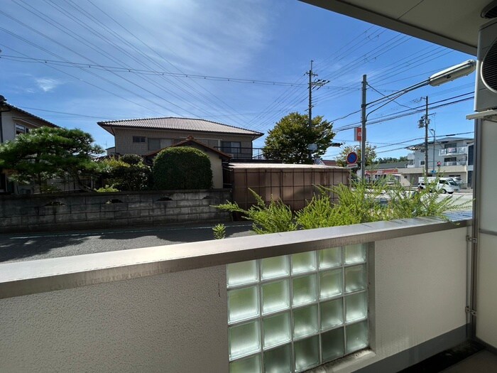 物件内観写真16　(室内からの展望)