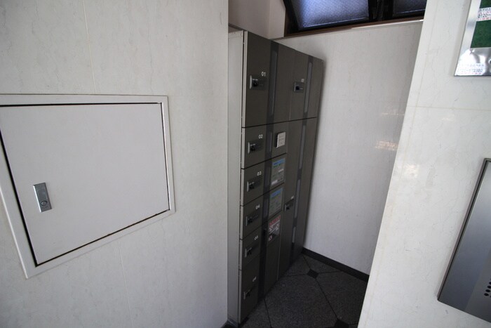 物件外観写真4　(建物設備)