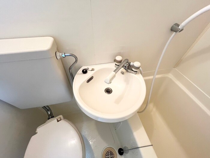 物件内観写真9　(洗面)