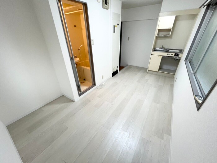 物件内観写真13　(居室)