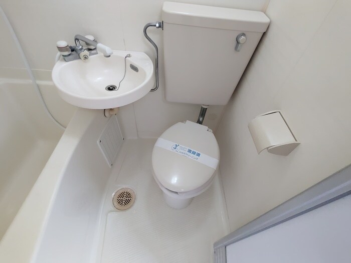 物件内観写真14　(トイレ)