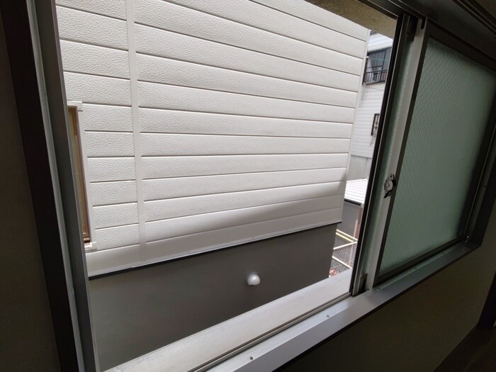 物件内観写真16　(室内からの展望)