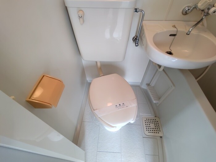 物件内観写真17　(トイレ)