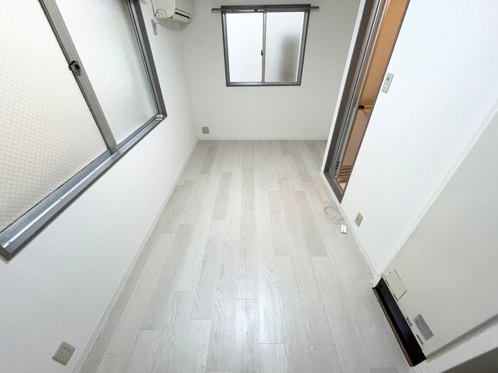 物件内観写真19　(居室)