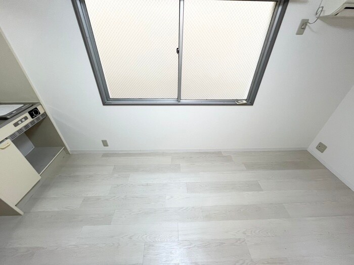 物件内観写真21　(居室)