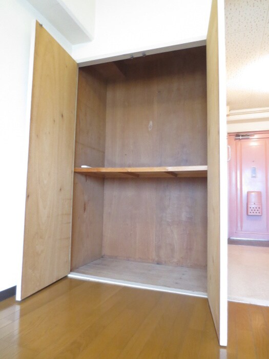 物件内観写真9　(収納)