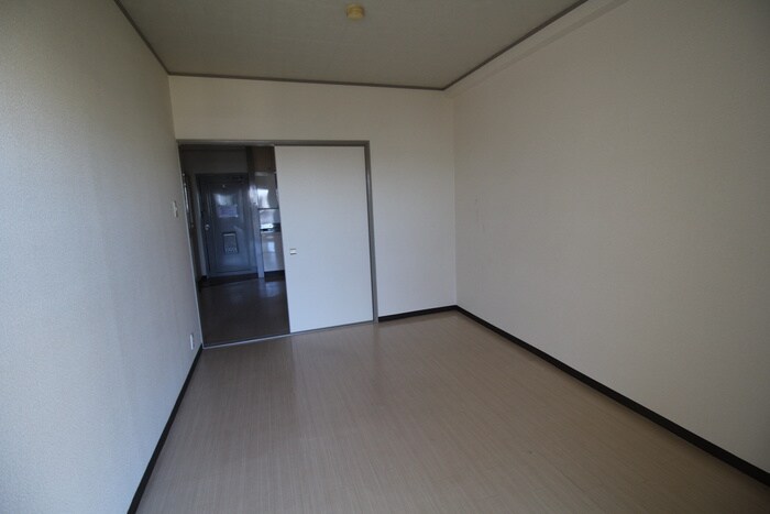 物件内観写真22　(居室)