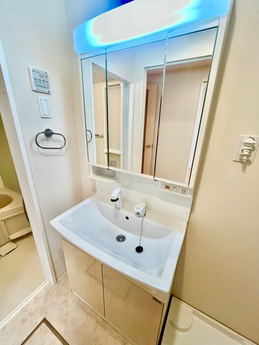 物件内観写真10　(洗面)