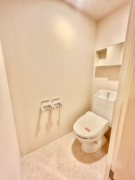 物件内観写真13　(トイレ)