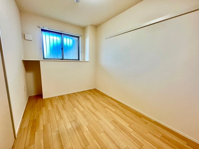 物件内観写真16　(居室)