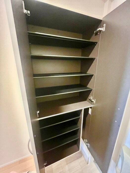 物件内観写真20　(靴箱)