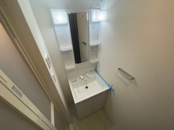 物件内観写真12　(洗面)