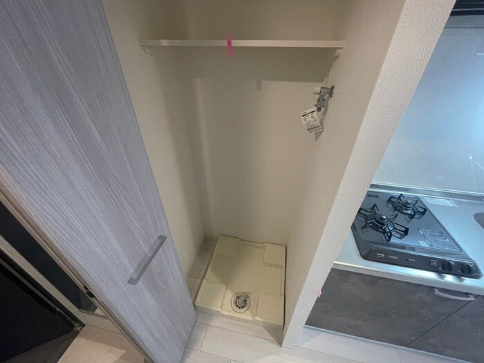 物件内観写真14　(洗濯機置場)