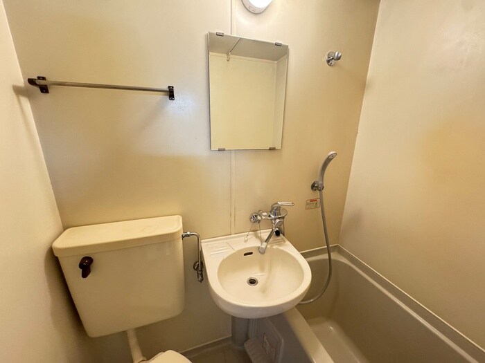 物件内観写真12　(洗面)