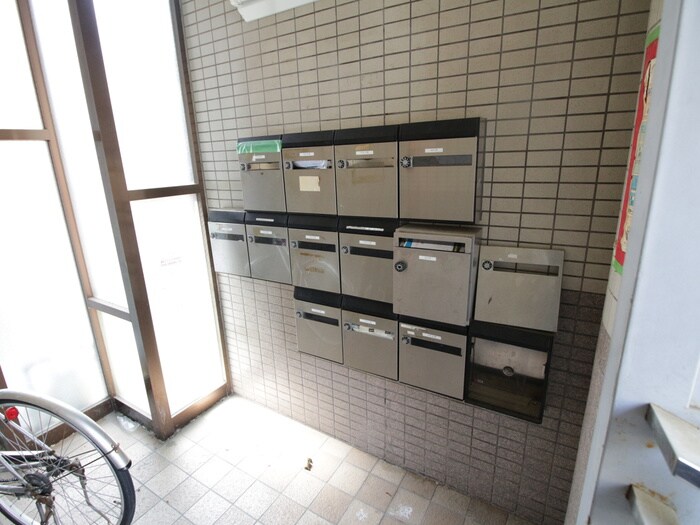 物件外観写真4　(建物設備)