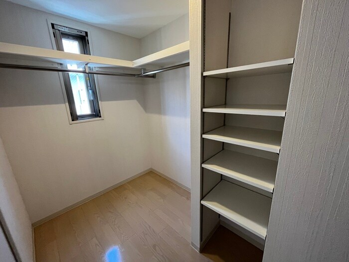 物件内観写真14　(収納)