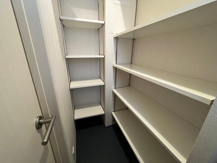 物件内観写真16　(靴箱)